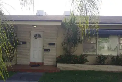 1201 S 19th Ave #3, Hollywood: photo 1 of 1