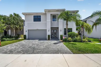 7174 Villamar Way, Lake Worth: photo 1 of 57