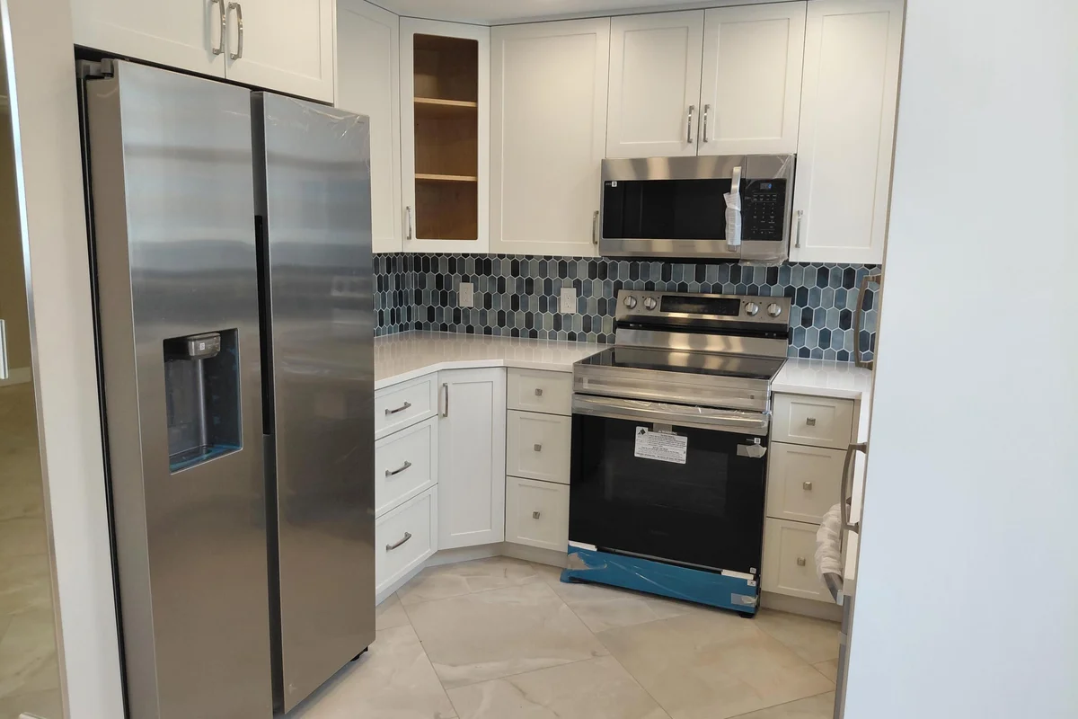 1010 S Ocean Blvd #1515, Pompano Beach: photo 1 of 31