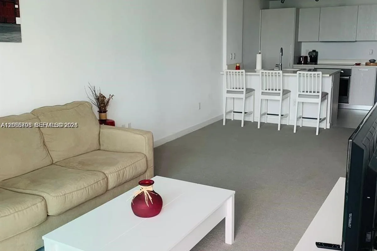 501 NE 31st St #804, Miami: photo 1 of 15