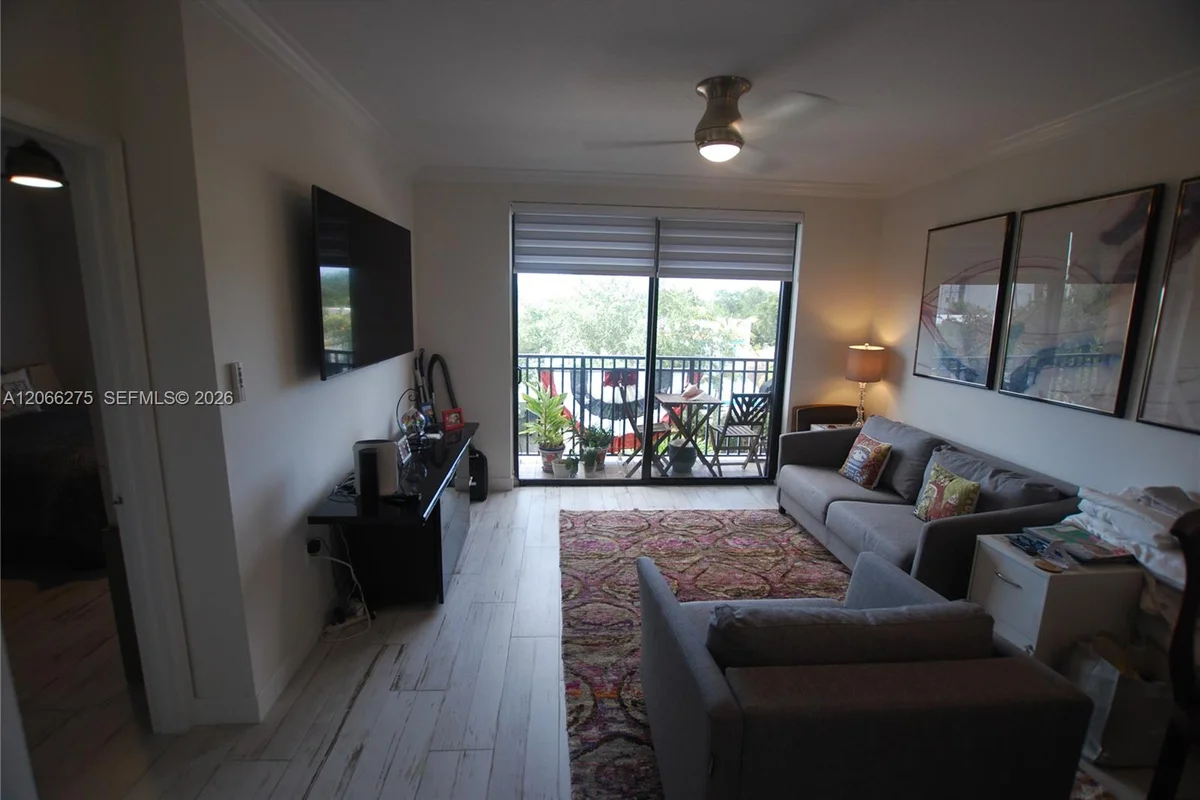 511 Lucerne Ave #306, Lake Worth: photo 1 of 14