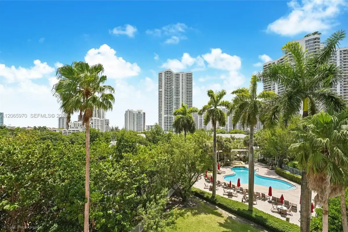 3400 NE 192nd St #412, Aventura: photo 1 of 23