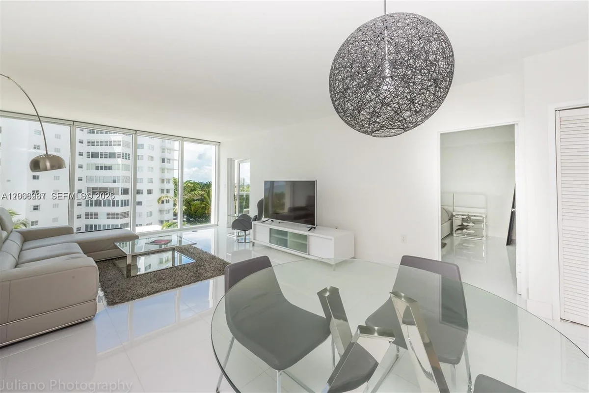 10275 Collins Ave #416, Bal Harbour: photo 1 of 15