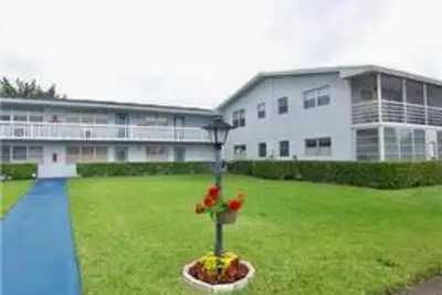 138 Farnham F, Deerfield Beach: photo 1 of 2