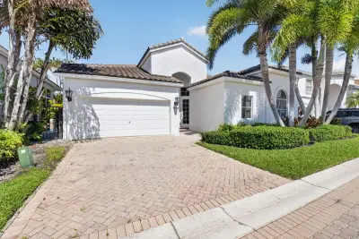 6439 NW 43rd Ter, Boca Raton: photo 1 of 41
