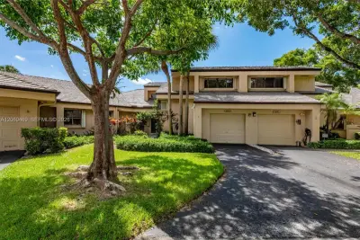 9204 S Chelsea Dr S, Plantation: photo 1 of 29