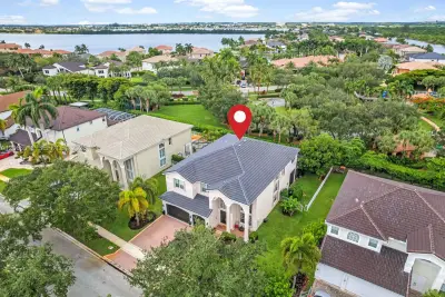 19500 SW 39th Ct, Miramar: photo 1 of 66