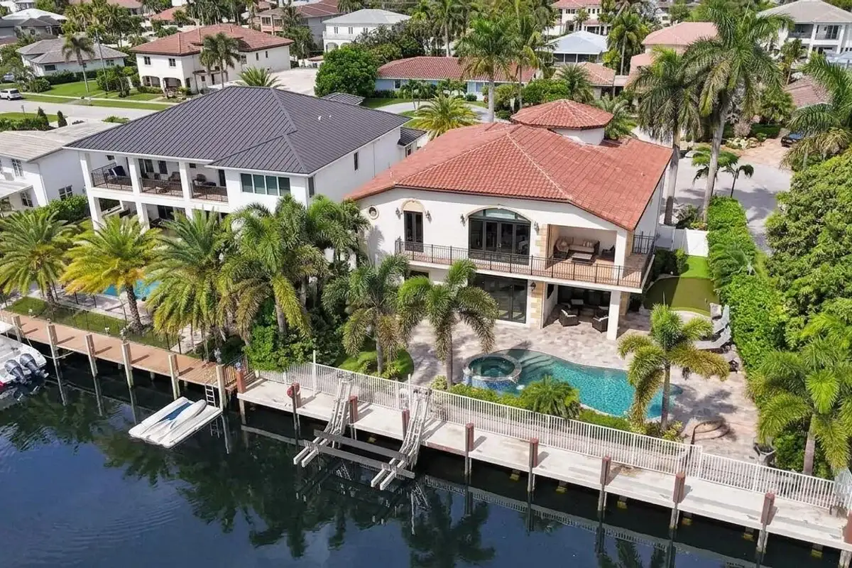4930 NE 27th Ter, Lighthouse Point: photo 1 of 54