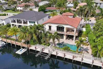 4930 NE 27th Ter, Lighthouse Point: photo 1 of 54