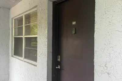 8450 Lagos De Campo Blvd #107, Tamarac: photo 1 of 15