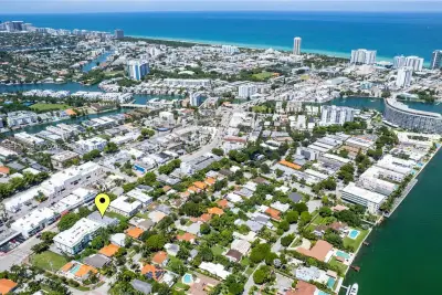 1208 71st St #8, Miami Beach: photo 1 of 19
