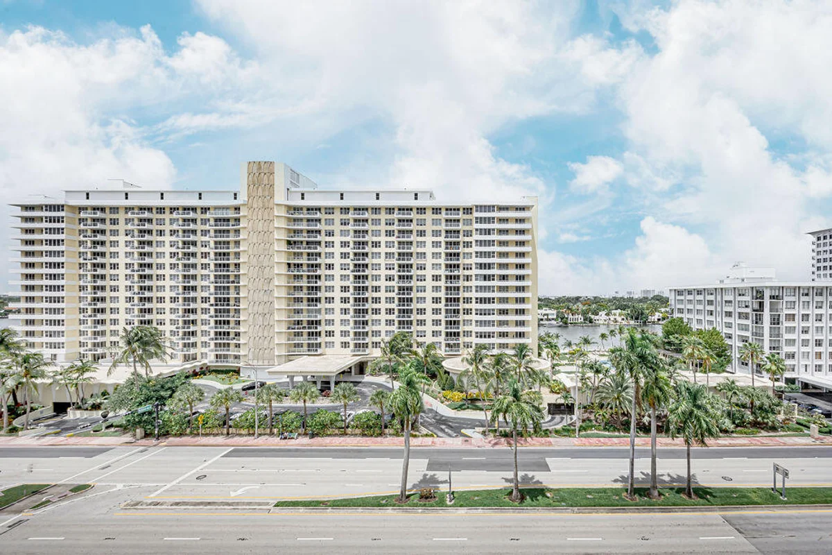 5601 Collins Ave #816, Miami Beach: photo 1 of 45