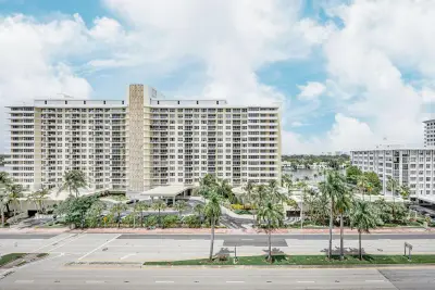 5601 Collins Ave #816, Miami Beach: photo 1 of 45