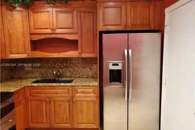 2061 NW 47th Ter #209, Lauderhill: photo 1 of 19