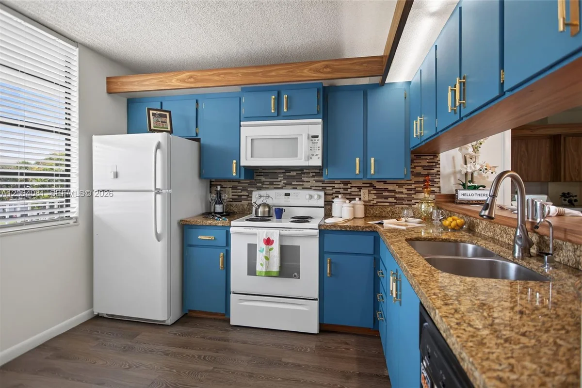 1713 Whitehall Dr #306, Davie: photo 1 of 74