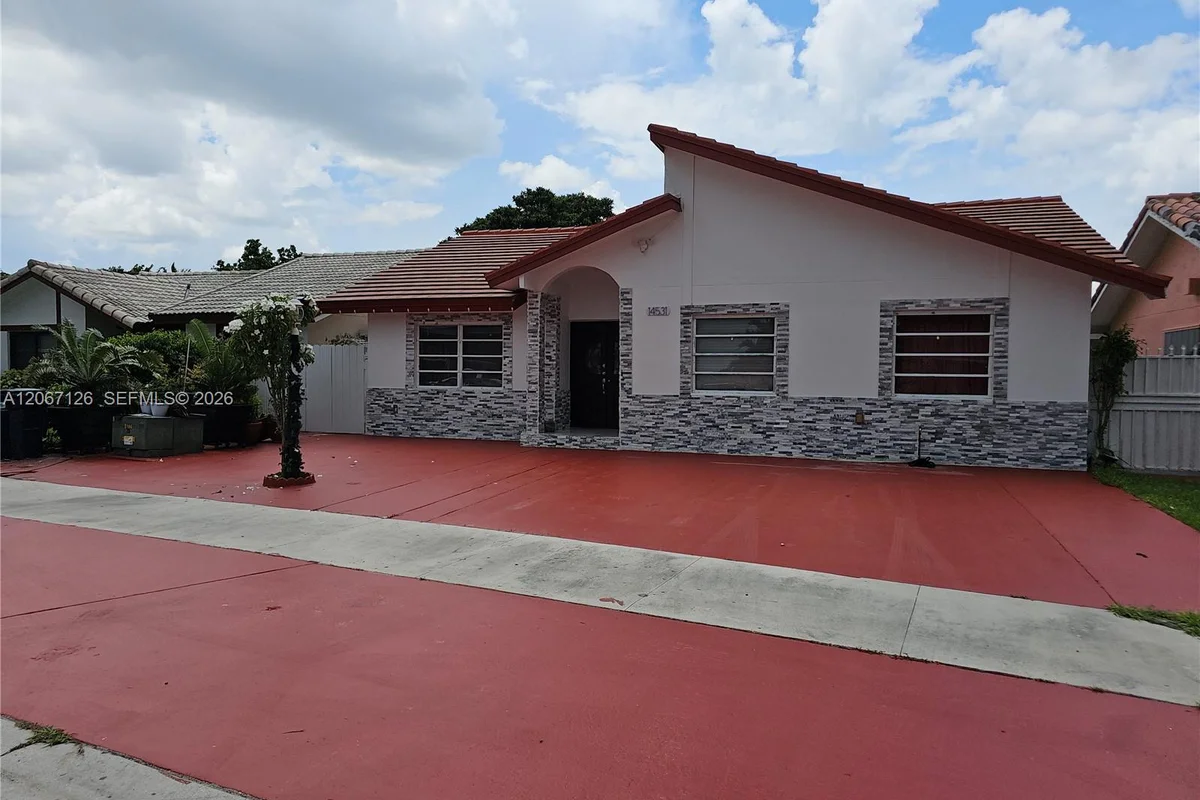 14531 SW 97th St, Miami: photo 1 of 2
