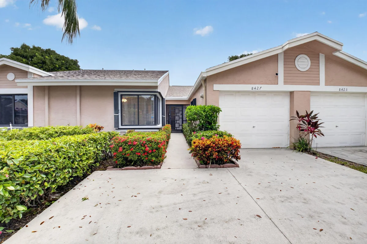8427 Parkgate Rd #C, Boca Raton: photo 1 of 48