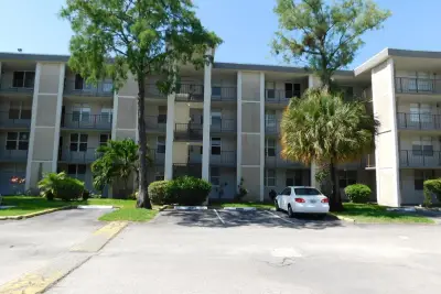 4851 NW 26th Ct #443, Lauderdale Lakes: photo 1 of 30