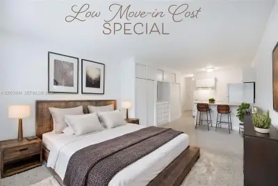 33 Salamanca Ave #2 FL, Coral Gables: photo 1 of 9