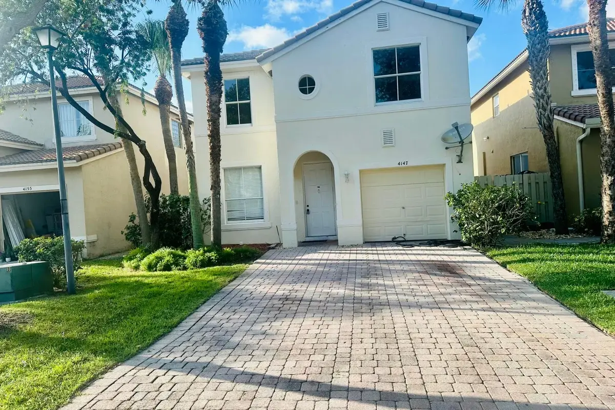 4147 Meade Way, West Palm Beach: photo 1 of 27