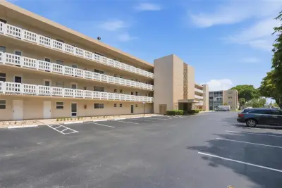 1025 SE 2nd Ave #406, Dania Beach: photo 1 of 32