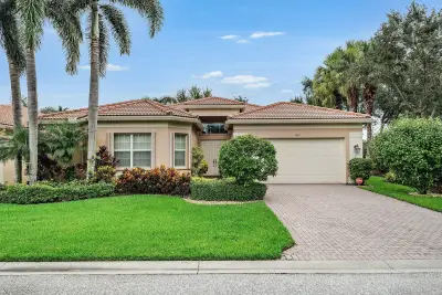 9041 Grayson Ct, Boynton Beach: photo 1 of 67