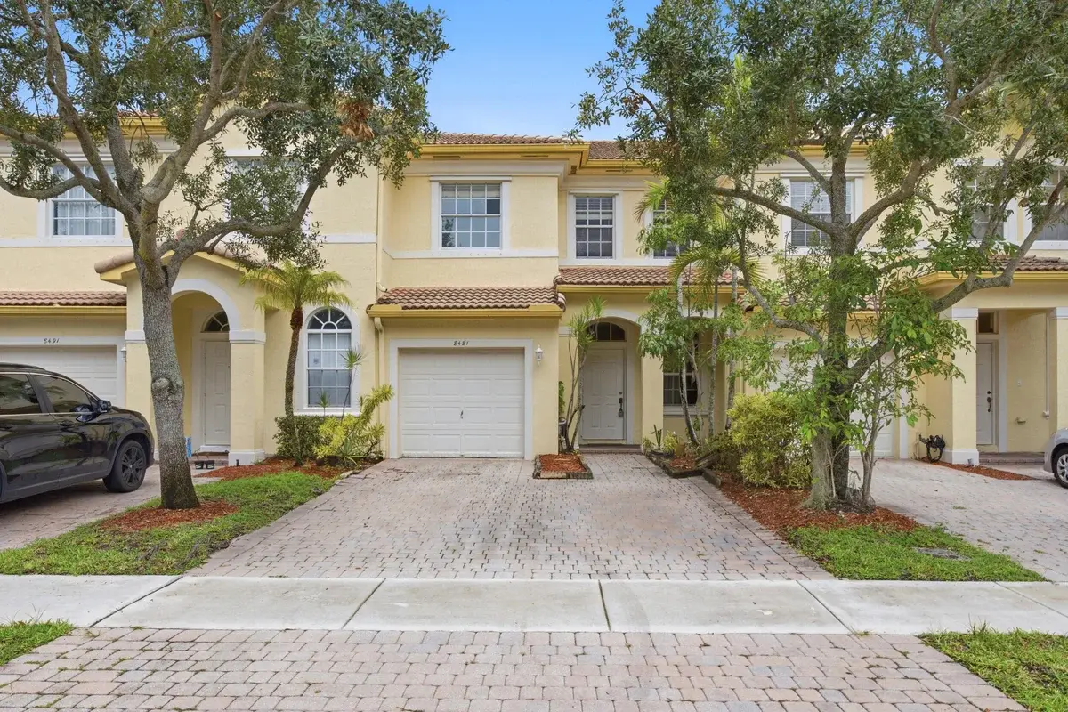 8481 SW 27th St #102, Miramar: photo 1 of 38