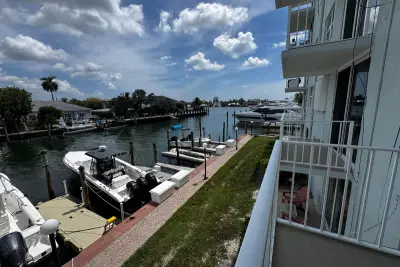 1777 SE 15th St #220, Fort Lauderdale: photo 1 of 12