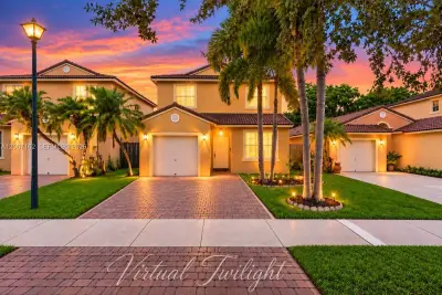 1430 SE 18th Ter, Homestead: photo 1 of 39