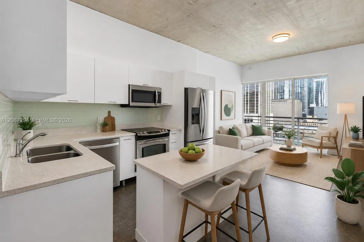 Condo in Miami: photo 1 of 24
