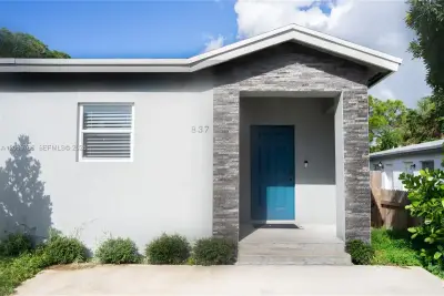 837 NW 14th Way, Fort Lauderdale: photo 1 of 26