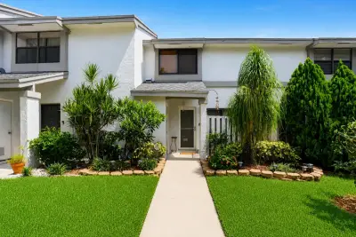 3435 Carambola Cir S #2462, Coconut Creek: photo 1 of 32