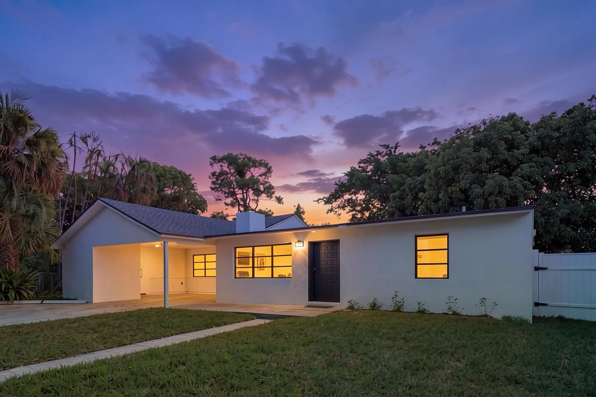 6700 Forest Ct, West Palm Beach: photo 1 of 45