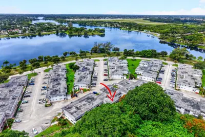 3120 Cynthia Ln #107, Lake Worth: photo 1 of 28