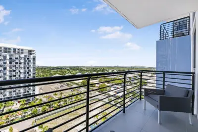5350 NW 84th Ave #1614, Doral: photo 1 of 35