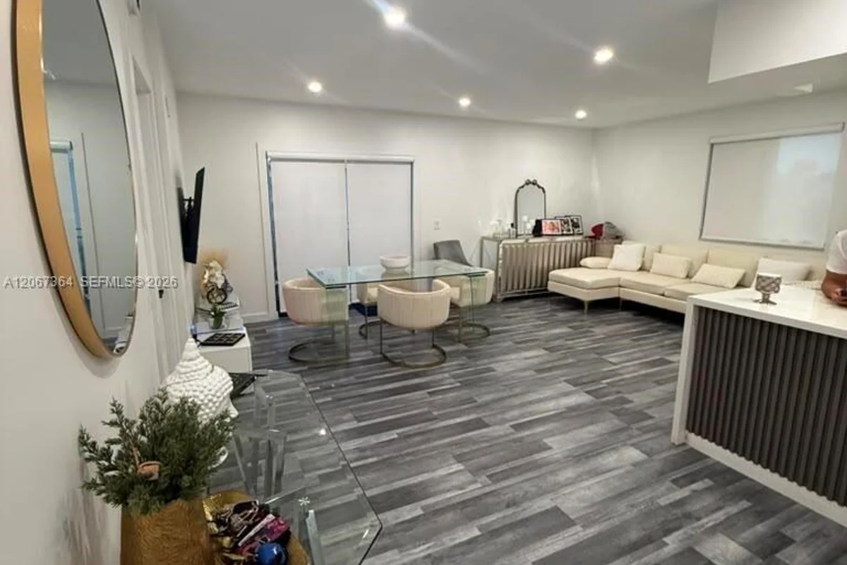 9340 Fontainebleau Blvd #W507, Miami: photo 1 of 16