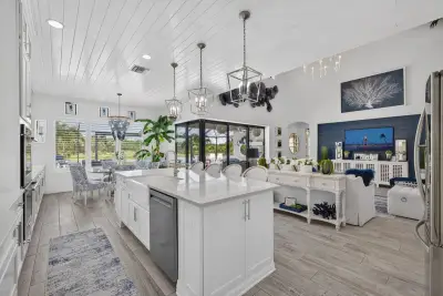 217 Blanca Isles Ln, Jupiter: photo 1 of 101
