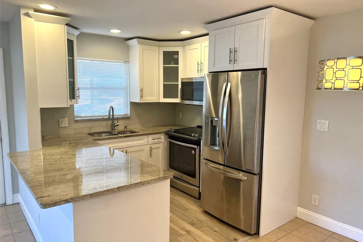 2840 NE 14th St #314A, Pompano Beach: photo 1 of 30