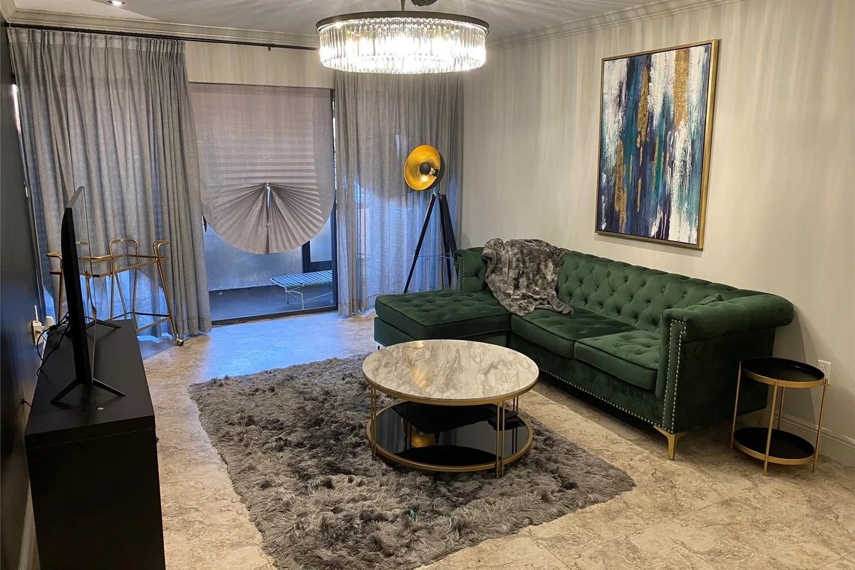 4040 N Hills Dr #5, Hollywood: photo 1 of 7