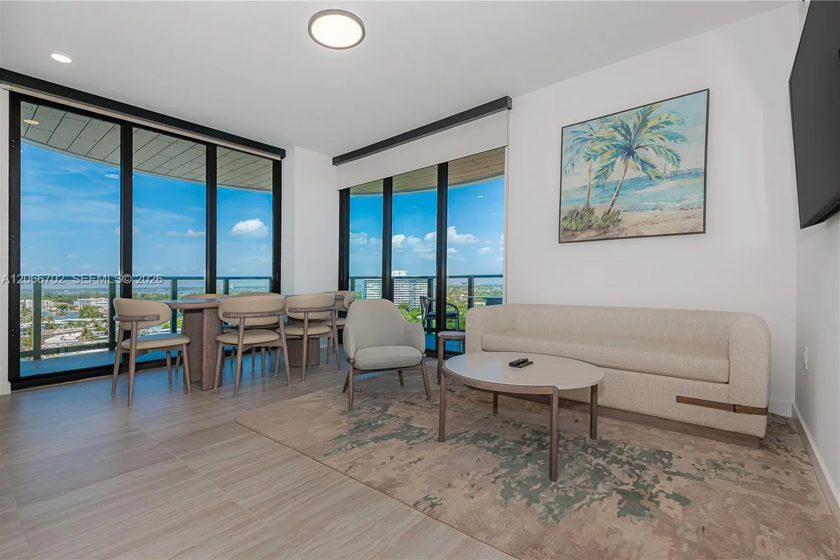 580 72nd St #1112, Miami Beach: photo 1 of 29