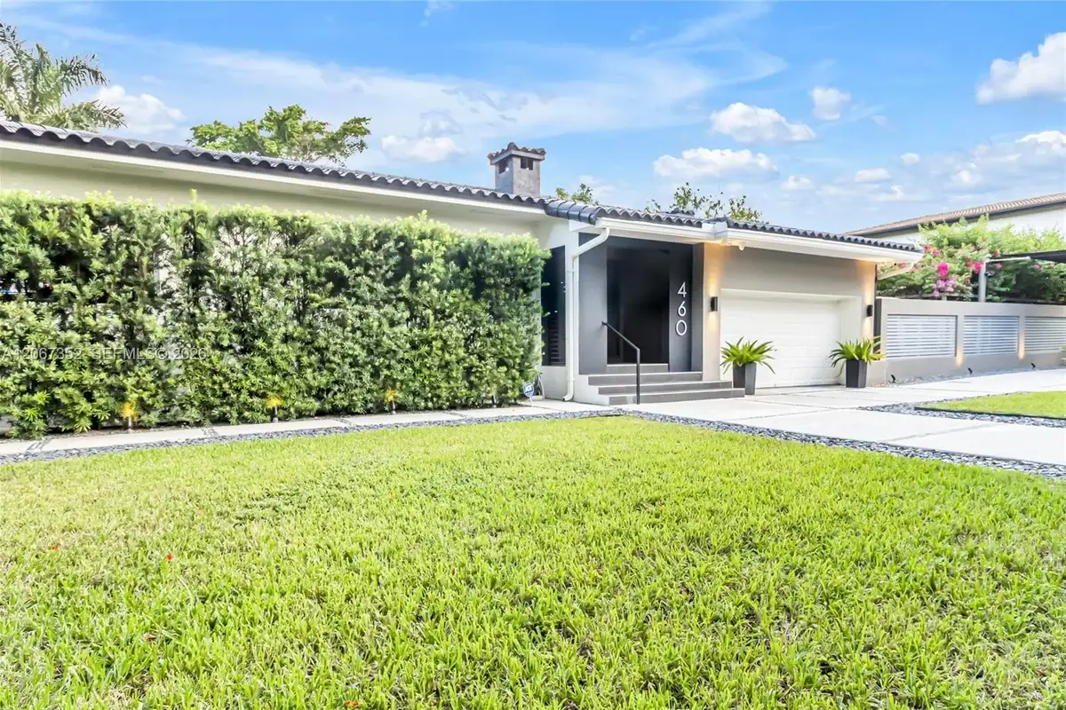 460 NE 50th Ter, Miami: photo 1 of 31