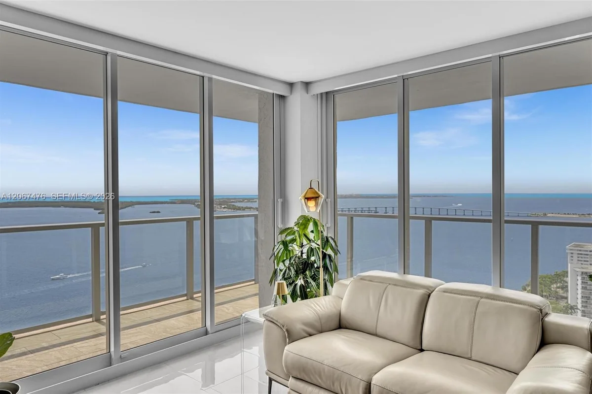 1155 Brickell Bay Dr #3211, Miami: photo 1 of 27