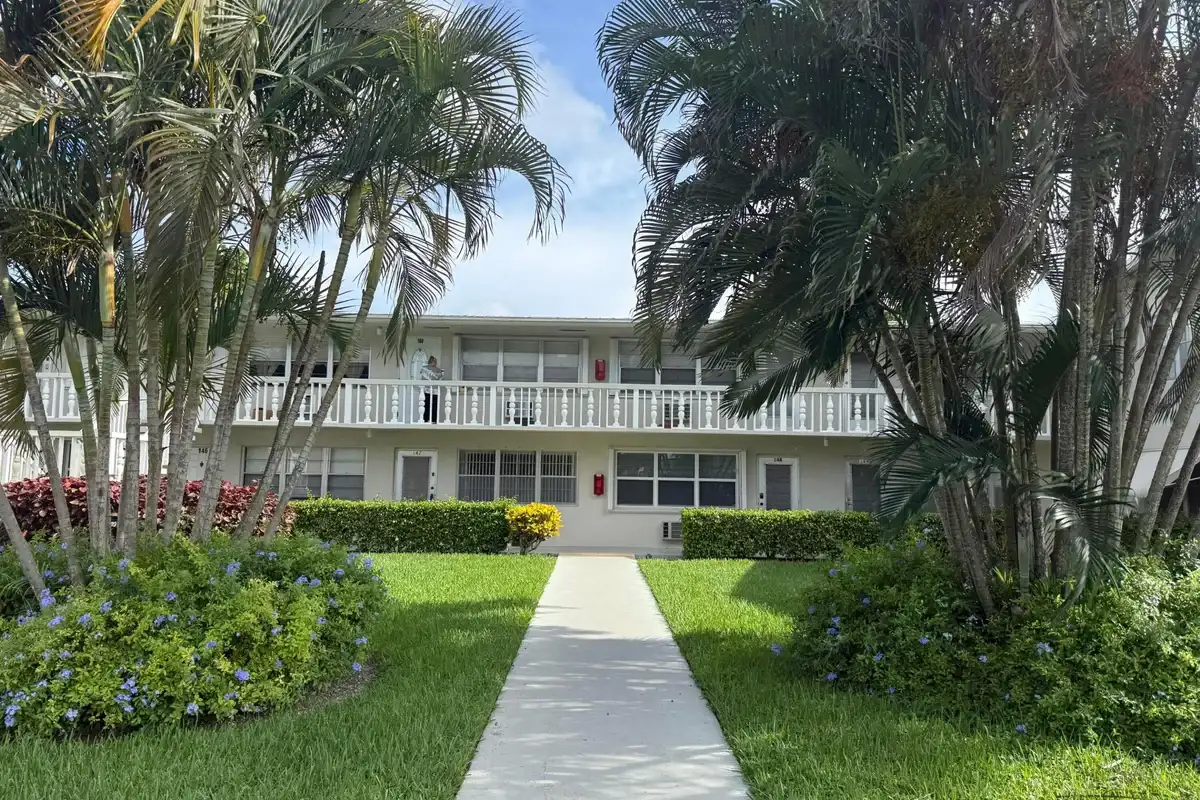 147 Cambridge G, West Palm Beach: photo 1 of 20