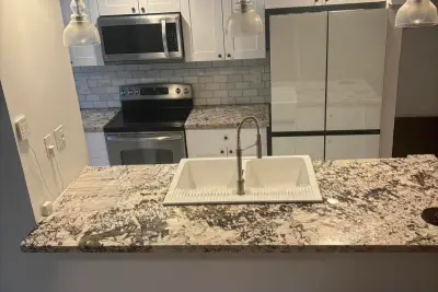 8240 NW 9th St #3, Plantation: photo 1 of 8