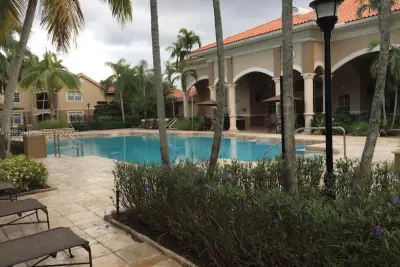 230 SW 117th Ter #11102, Pembroke Pines: photo 1 of 12