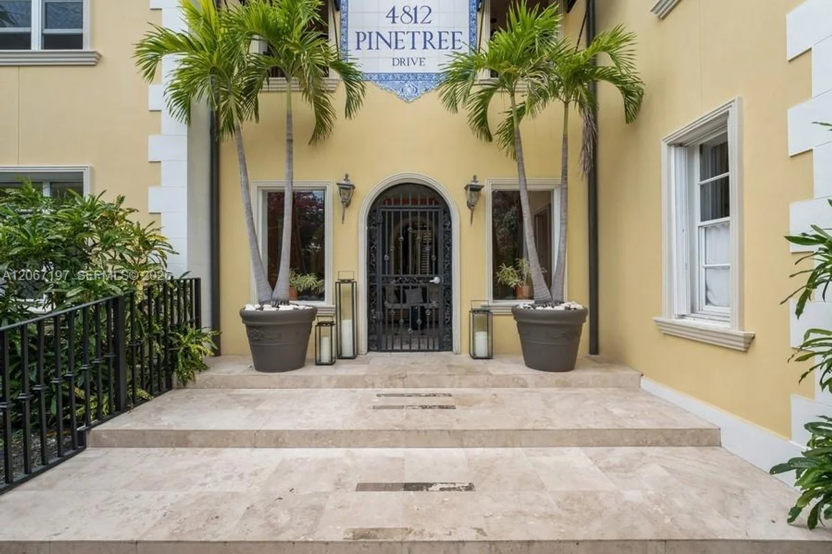 4812 Pine Tree Dr #206, Miami Beach: photo 1 of 21