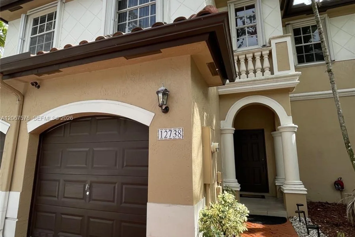 12738 SW 49th Ct, Miramar: photo 1 of 18