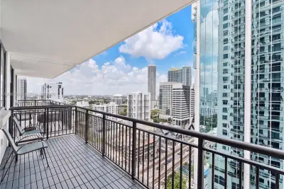 999 SW 1st Ave #2115, Miami: photo 1 of 65