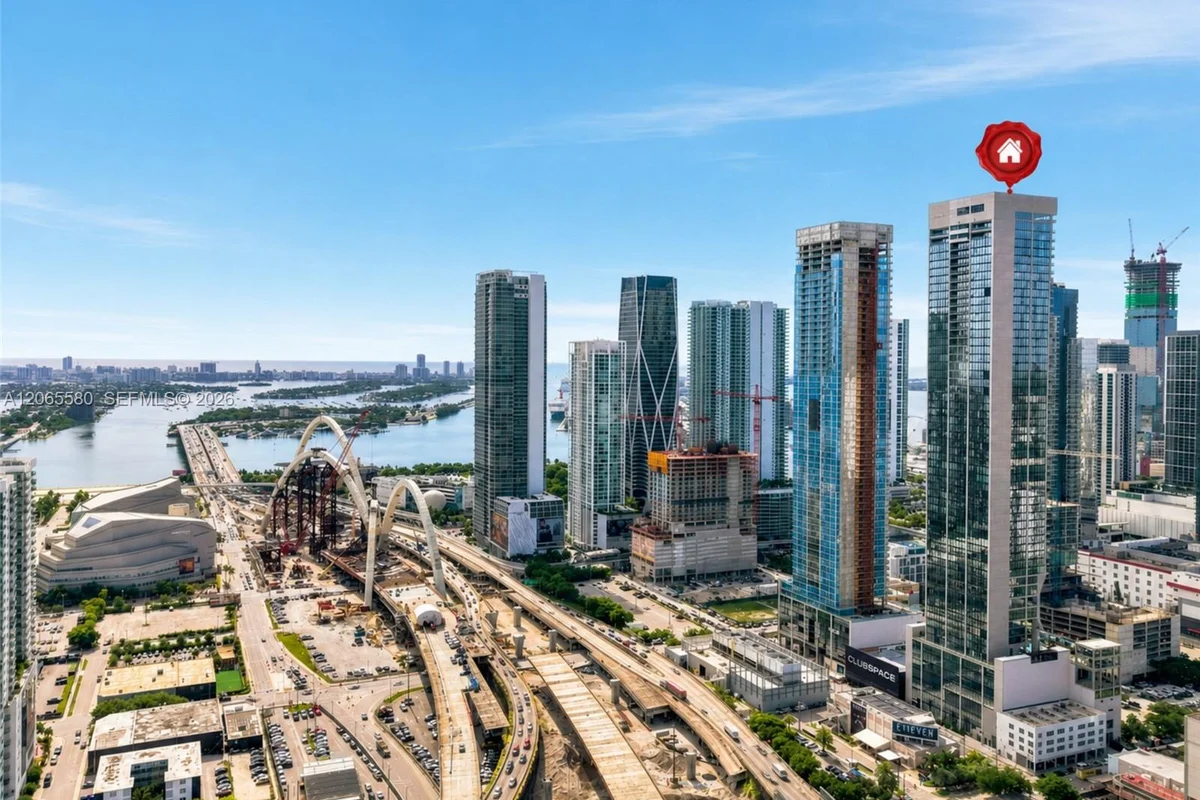 20 NE 11th #2505, Miami: photo 1 of 24