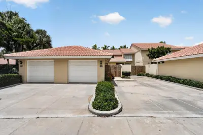 222 Old Meadow Way, Palm Beach Gardens: photo 1 of 64